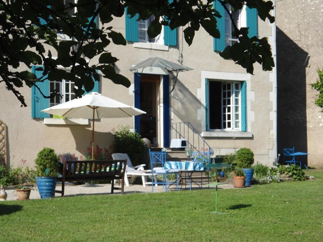 La Maison Bleue Arquian ภายนอก รูปภาพ